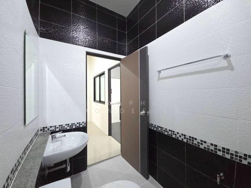 Beautiful corner house in a prime location near Central Krabi, Krabi, Pak Nam, Muang Krabi, Krabi, 2 Bedrooms, 80 sqm, Single Detached House For Sale, by JEERAPHAN FAIPONDEELERD, 500509389 - DDproperty.com