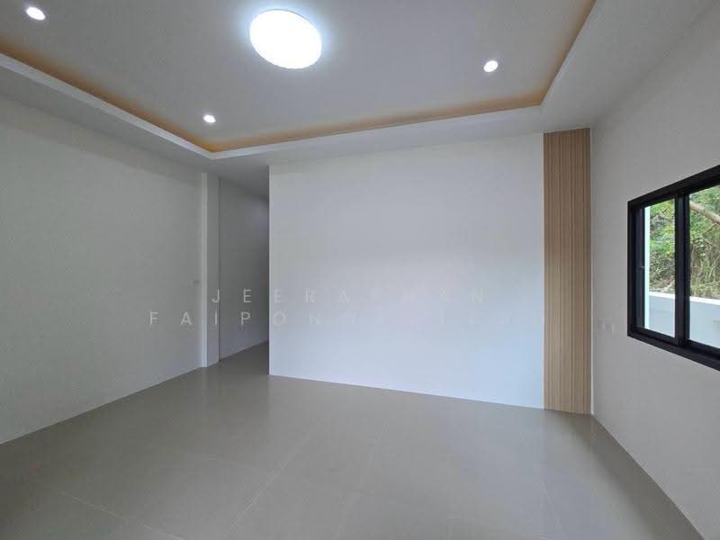 Beautiful corner house in a prime location near Central Krabi, Krabi, Pak Nam, Muang Krabi, Krabi, 2 Bedrooms, 80 sqm, Single Detached House For Sale, by JEERAPHAN FAIPONDEELERD, 500509389 - DDproperty.com