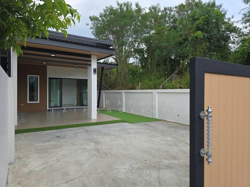 Beautiful corner house in a prime location near Central Krabi, Krabi, Pak Nam, Muang Krabi, Krabi, 2 Bedrooms, 80 sqm, Single Detached House For Sale, by JEERAPHAN FAIPONDEELERD, 500509389 - DDproperty.com