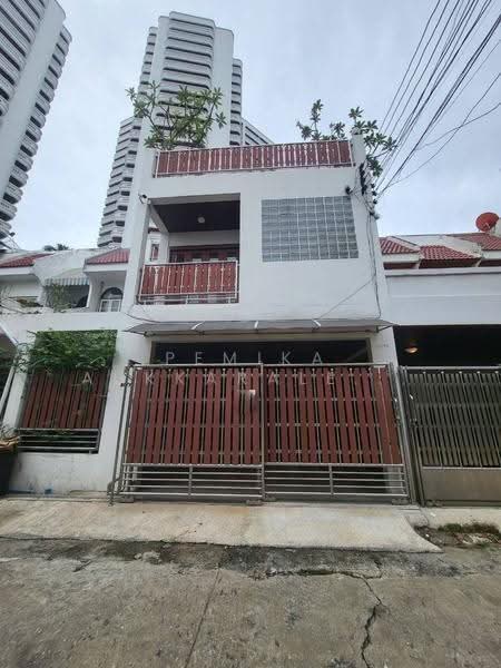 4-BR Townhouse, Bangkok, Khlong Tan Nua, Watthana, Bangkok, 4 Bedrooms, 440 sqm, Townhouse For Sale, by Pemika Aukkaraleekul, 500509390 - DDproperty.com