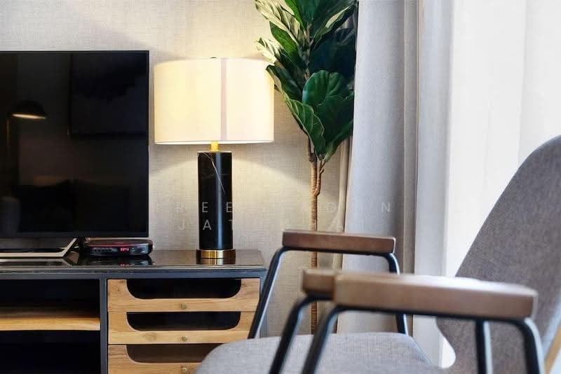 The Lumpini 24, Bangkok, Sukhumvit 24 Road, Khong Tan, Khlong Toei, Bangkok, 2 Bedrooms, 55 sqm, Condo For Sale, by Preeyapohn Jatuchai, 500509417 - DDproperty.com