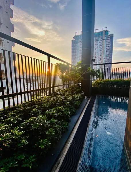 The Capital Ekamai-Thonglor, Bangkok, 2898 New Petchaburi Rd, Bang Kapi, Huai Khwang, Bangkok, 2 Bedrooms, 54 sqm, Condo For Sale, by Pemika Aukkaraleekul, 500509422 - DDproperty.com