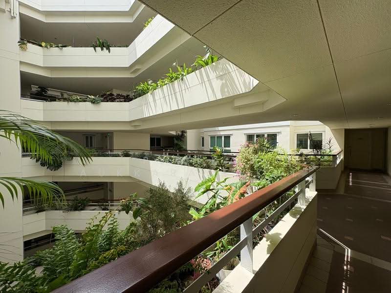 Baan Siri Sathorn, Bangkok, 10 Yen Akat 1 Alley, Thung Maha Mek, Sathon, Bangkok, 2 Bedrooms, 73 sqm, Condo For Sale, by Pemika Aukkaraleekul, 500509429 - DDproperty.com