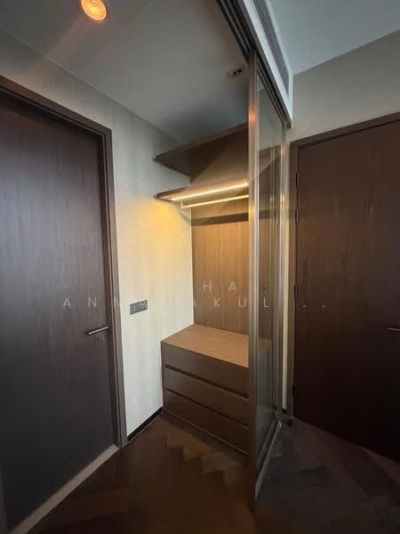 The Esse Sukhumvit 36, Bangkok, Soi Sukhumvit 36, Sukhumvit Road, Phra Kanong, Khlong Toei, Bangkok, 1 Bedroom, 38 sqm, Condo For Rent, by Vichai  Annavakulthorn, 500509440 - DDproperty.com