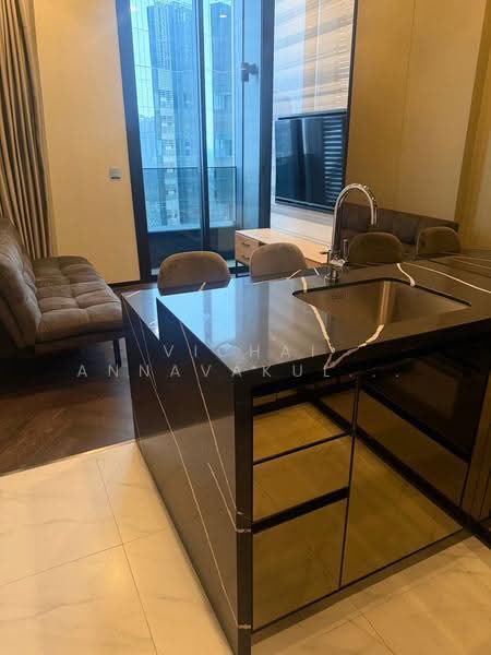 The Esse Sukhumvit 36, Bangkok, Soi Sukhumvit 36, Sukhumvit Road, Phra Kanong, Khlong Toei, Bangkok, 1 Bedroom, 38 sqm, Condo For Rent, by Vichai  Annavakulthorn, 500509440 - DDproperty.com