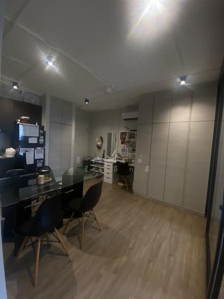 Baan Suksan, Bangkok, 58 Soi Sukhumvit 23, Khlongtoei Nua, Watthana, Bangkok, 1 Bedroom, 46 sqm, Condo For Rent, by ธีรรัชต์ ศรีเล็กดี, 500509482 - DDproperty.com