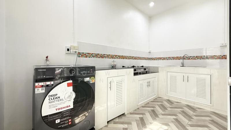 Pruksa Ville 57 Pattanakarn, Bangkok, Soi Pattanakarn 38, Suan Luang, Bangkok, 3 Bedrooms, 135 sqm, Townhouse For Sale, by Ponwimol Wipanarapai, 500509491 - DDproperty.com