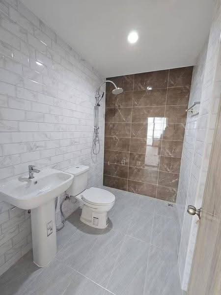 commercial building for sell, Bangkok, Phlapphla, Wang Thonglang, Bangkok, , 210 sqm, Shophouse For Sale, by คุณเปิ้ล, 500509562 - DDproperty.com