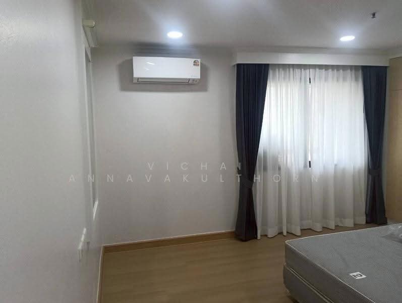 Baan Suanpetch, Bangkok, 18 Soi Sukhumvit 39, Khlong Tan Nua, Watthana, Bangkok, 2 Bedrooms, 133 sqm, Condo For Rent, by Vichai Annavakulthorn, 500509679 - DDproperty.com