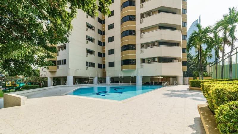 Baan Suanpetch, Bangkok, 18 Soi Sukhumvit 39, Khlong Tan Nua, Watthana, Bangkok, 2 Bedrooms, 133 sqm, Condo For Rent, by Vichai Annavakulthorn, 500509679 - DDproperty.com