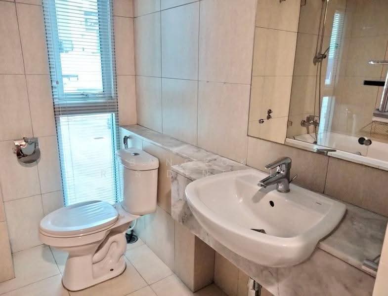 Von Napa Sukhumvit 38, Bangkok, Soi Sukhumvit 38, Phra Kanong, Khlong Toei, Bangkok, 2 Bedrooms, 120 sqm, Condo For Rent, by Bangkok Residential, 500509730 - DDproperty.com