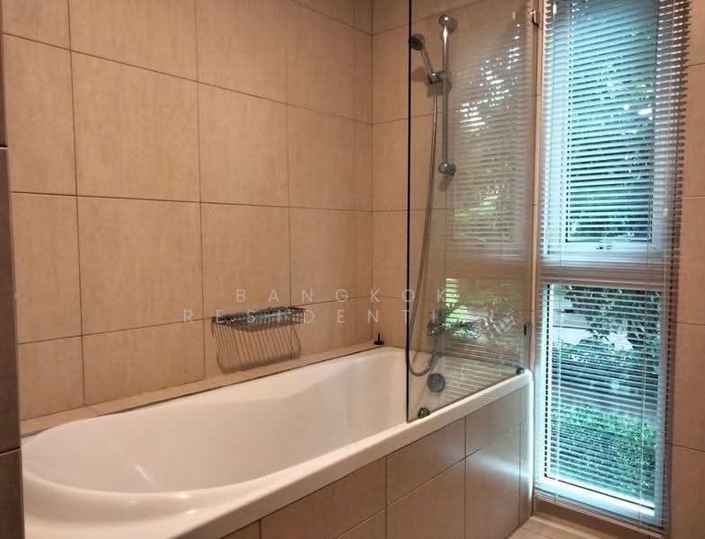 Von Napa Sukhumvit 38, Bangkok, Soi Sukhumvit 38, Phra Kanong, Khlong Toei, Bangkok, 2 Bedrooms, 120 sqm, Condo For Rent, by Bangkok Residential, 500509730 - DDproperty.com