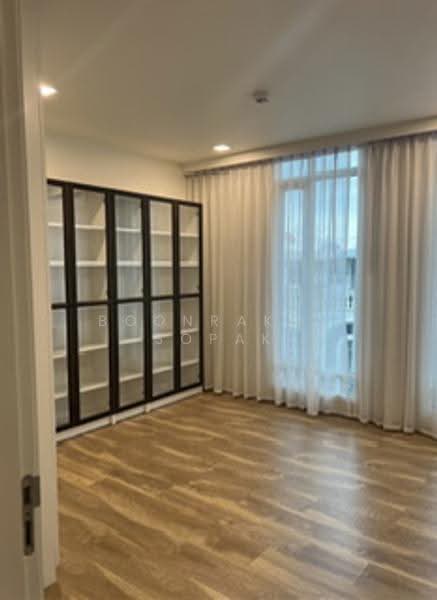 Maestro 01 Sathorn-Yenakat : มาเอสโตร 01 สาทร-เย็นอากาศ, กรุงเทพ, 14 ถนนเย็นอากาศ, ทุ่งมหาเมฆ, สาทร, กรุงเทพ, 135 ตร.ม., คอนโด ให้เช่า, โดย Boonraksa Sopak, 500509735 - DDproperty.com