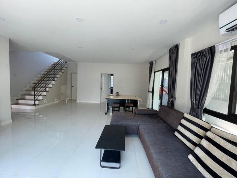 CENTRO Ratchapruek-Suanpak 2, Nonthaburi, Bang Kruai-Chong Tanom Road, Wat Chalo, Bang Kruai, Nonthaburi, 4 Bedrooms, 275 sqm, Single Detached House For Rent, by Eastblue Horizon, 500509739 - DDproperty.com