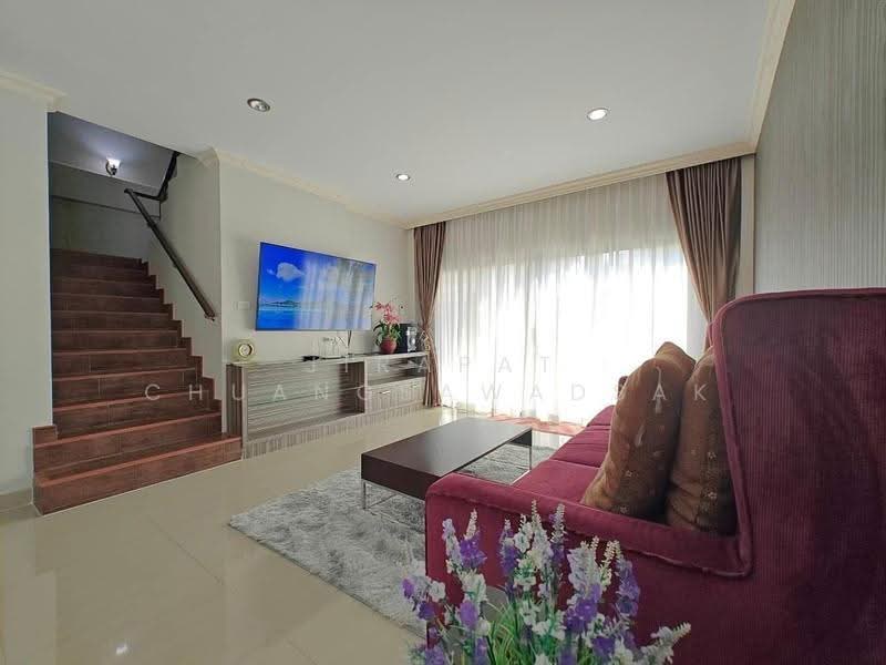 บ้าน 4-ห้องนอน, ชลบุรี, ห้วยใหญ่, บางละมุง, ชลบุรี, 220 ตร.ม., บ้านเดี่ยว ให้เช่า, โดย Jirapat Chuangsawadsak, 500509759 - DDproperty.com