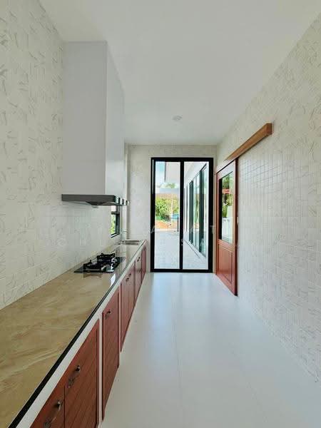 3-BR House, Chon Buri (Pattaya), Poong, Bang Lamung (Pattaya), Chon Buri (Pattaya), 3 Bedrooms, 204 sqm, Single Detached House For Rent, by Jirapat Chuangsawadsak, 500509767 - DDproperty.com