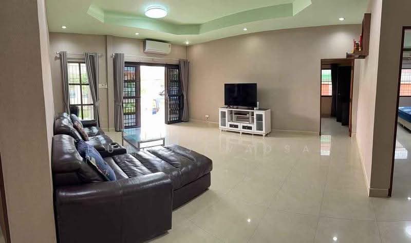 undefined, Chon Buri (Pattaya), Nong Pru, Bang Lamung (Pattaya), Chon Buri (Pattaya), 3 Bedrooms, 150 sqm, Single Detached House For Rent, by Jirapat Chuangsawadsak, 500509780 - DDproperty.com