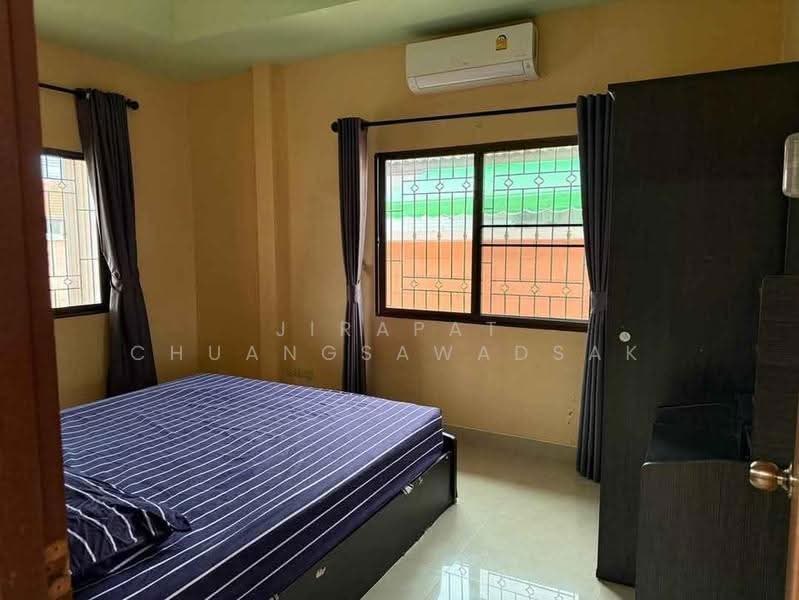 undefined, Chon Buri (Pattaya), Nong Pru, Bang Lamung (Pattaya), Chon Buri (Pattaya), 3 Bedrooms, 150 sqm, Single Detached House For Rent, by Jirapat Chuangsawadsak, 500509780 - DDproperty.com