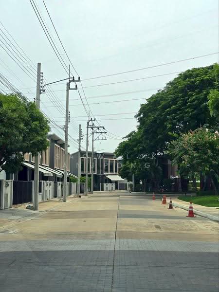 Pleno Sukhumvit-Bangna : ทาวน์โฮม พลีโน่ สุขุมวิท-บางนา, สมุทรปราการ, ถนนบัวนครินทร์, บางแก้ว, บางพลี, สมุทรปราการ, 107 ตร.ม., ทาวน์เฮ้าส์ ขาย, โดย Saowaluk Anupong, 500509791 - DDproperty.com