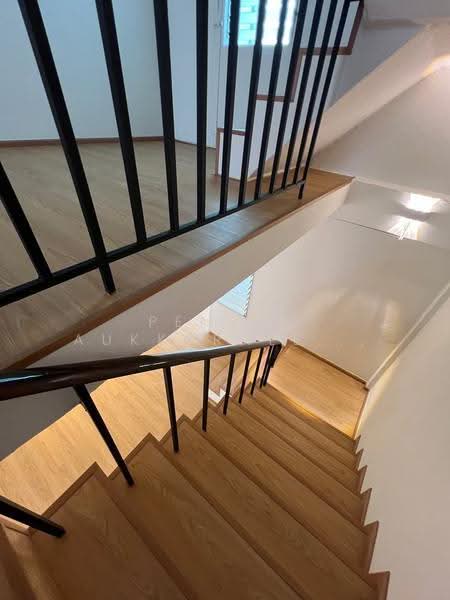 4-BR Townhouse, Bangkok, Khlong Ton Sai, Khlong San, Bangkok, 4 Bedrooms, 200 sqm, Townhouse For Sale, by Pemika Aukkaraleekul, 500509798 - DDproperty.com