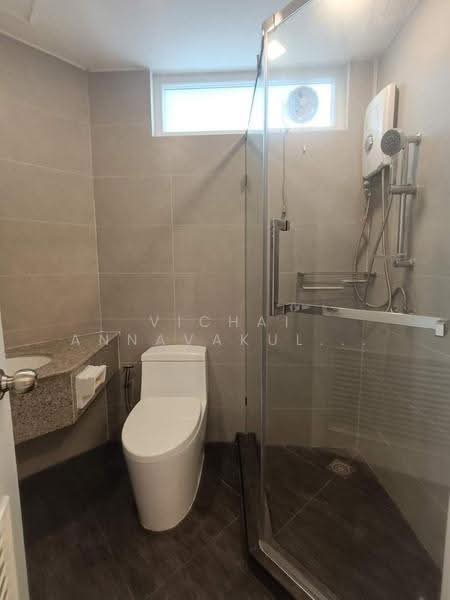 Witthayu Complex, Bangkok, 1673 New Petchaburi Road, Makkasan, Ratchathewi, Bangkok, 2 Bedrooms, 82 sqm, Condo For Rent, by Vichai  Annavakulthorn, 500509807 - DDproperty.com