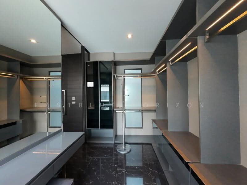 Landmark Ekamai-Ramindra, Bangkok, Sukhonthasawat Road, Lat Phrao, Bangkok, 3 Bedrooms, 244 sqm, Townhouse For Sale, by Eastblue Horizon, 500509853 - DDproperty.com