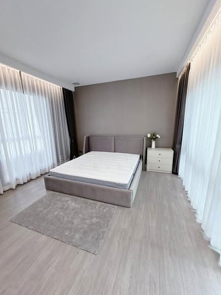 Landmark Ekamai-Ramindra, Bangkok, Sukhonthasawat Road, Lat Phrao, Bangkok, 3 Bedrooms, 244 sqm, Townhouse For Sale, by Eastblue Horizon, 500509853 - DDproperty.com