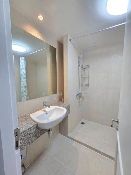 The Clover Thonglor Residence, Bangkok, Soi Sukhumvit 55, Khlong Tan Nua, Watthana, Bangkok, 2 Bedrooms, 75 sqm, Condo For Sale, by Pemika Aukkaraleekul, 500509875 - DDproperty.com