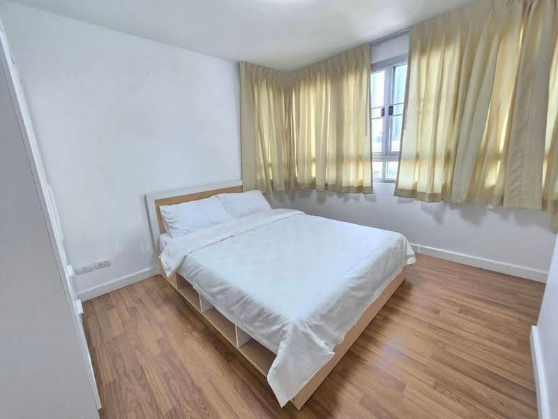 The Clover Thonglor Residence, Bangkok, Soi Sukhumvit 55, Khlong Tan Nua, Watthana, Bangkok, 2 Bedrooms, 75 sqm, Condo For Sale, by Pemika Aukkaraleekul, 500509875 - DDproperty.com