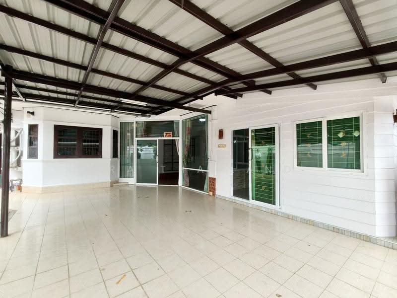 บ้านเดี่ยว1ชั้น หมู่บ้านชินลาภ, Phitsanulok, Samo Khae, Muang Phitsanulok, Phitsanulok, 4 Bedrooms, 100 sqm, Single Detached House For Sale, by ERA Thailand, 500509876 - DDproperty.com