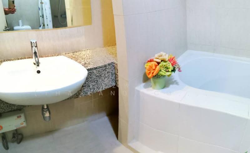 The Clover Thonglor Residence : เดอะ โคลเวอร์ ทองหล่อ เรสซิเดนซ์, กรุงเทพ, ซอยสุขุมวิท 55, คลองตันเหนือ, วัฒนา, กรุงเทพ, 40 ตร.ม., คอนโด ให้เช่า, โดย Fazwaz (Thailand) Co., Ltd., 500509900 - DDproperty.com