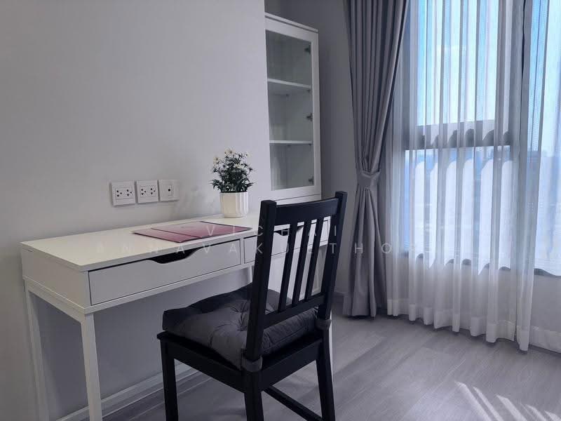 Life Phahon-Ladprao, Bangkok, 996 Phahonyothin Road, Jom Phon, Chatuchak, Bangkok, 2 Bedrooms, 57 sqm, Condo For Rent, by Vichai Annavakulthorn, 500509910 - DDproperty.com
