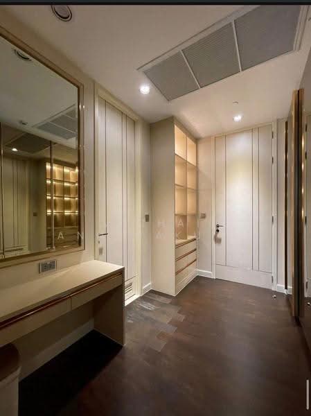 Vittorio 39, Bangkok, 8 Sukhumvit, Khlong Tan Nua, Watthana, Bangkok, 2 Bedrooms, 139 sqm, Condo For Rent, by Vichai Annavakulthorn, 500509928 - DDproperty.com