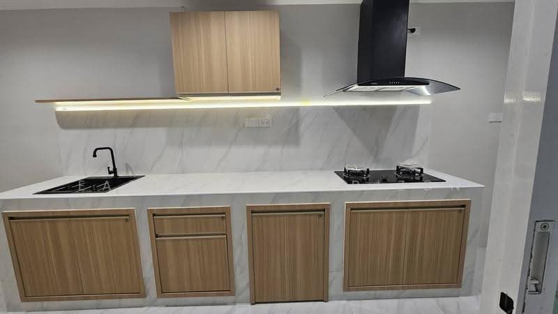 The Colors Premium Bangna KM.8, Samut Prakan, 16/1 หมู่ 6 ถนนบางนา-ตราด ตำบลบางแก้ว อำเภอบางพลี จังหวัดสมุทรปราการ, Bang Kaeo, Bang Plee, Samut Prakan, 4 Bedrooms, 130 sqm, Townhouse For Sale, by Eastblue Horizon, 500509943 - DDproperty.com