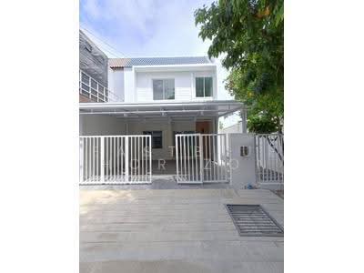 ขาย - The Colors Premium Bangna KM.8 : เดอะ คัลเลอร์ส พรีเมี่ยม บางนา กม.8, สมุทรปราการ