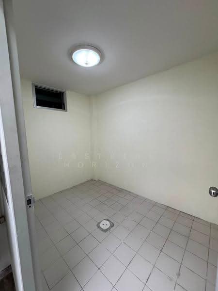 Baan Klang Krung Sathorn-Narathiwas, Bangkok, 599 Nonsi Road, Chong Nonsi, Yan Nawa, Bangkok, 4 Bedrooms, 320 sqm, Townhouse For Rent, by Eastblue Horizon, 500509975 - DDproperty.com