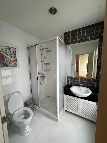 Baan Klang Krung Sathorn-Narathiwas, Bangkok, 599 Nonsi Road, Chong Nonsi, Yan Nawa, Bangkok, 4 Bedrooms, 320 sqm, Townhouse For Rent, by Eastblue Horizon, 500509975 - DDproperty.com