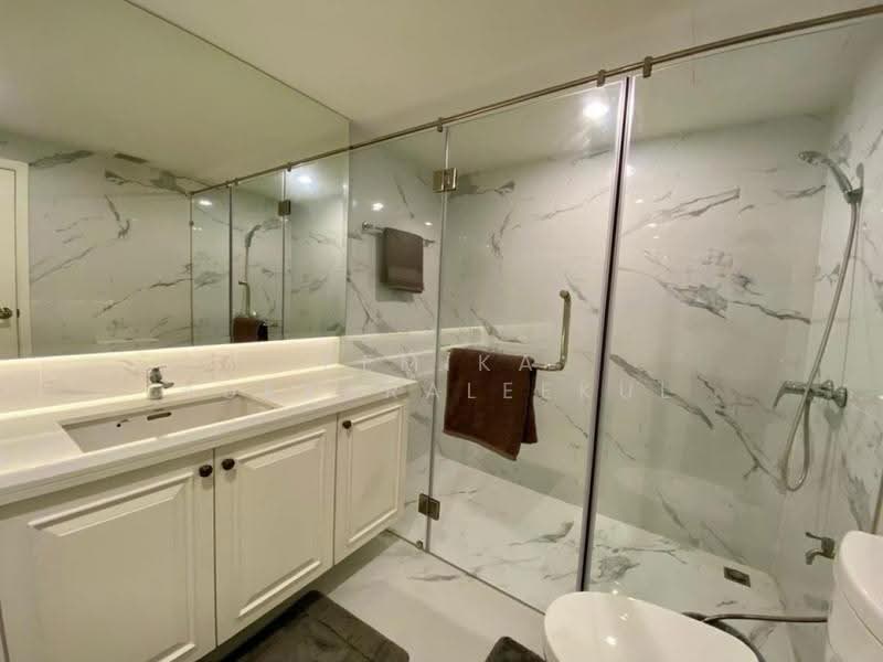 State Tower, Bangkok, 1055 Silom Road, Silom, Bang Rak, Bangkok, 2 Bedrooms, 89 sqm, Condo For Sale, by Pemika Aukkaraleekul, 500509986 - DDproperty.com