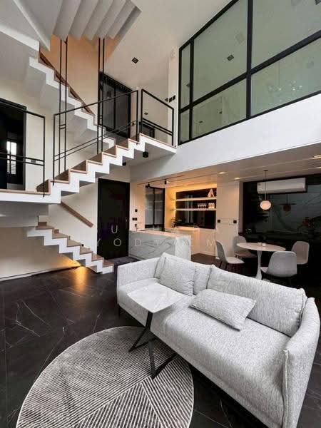 undefined, Bangkok, Samsen Nok, Huai Khwang, Bangkok, 3 Bedrooms, 232 sqm, Townhouse For Sale, by Suchada Yodyiem, 500510037 - DDproperty.com