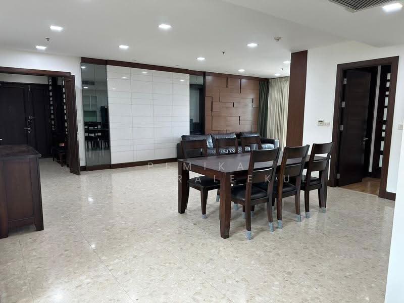 Nusasiri Grand, Bangkok, Soi Sukhumvit 42, Phra Kanong, Khlong Toei, Bangkok, 3 Bedrooms, 156 sqm, Condo For Sale, by Pemika Aukkaraleekul, 500510053 - DDproperty.com
