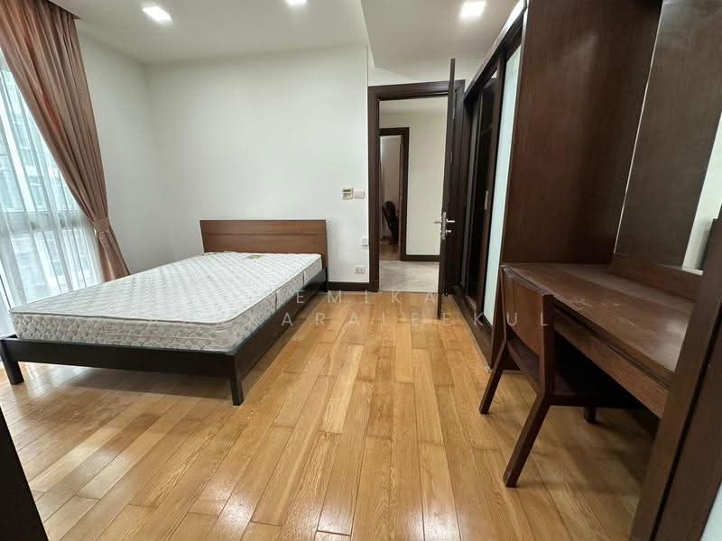 Nusasiri Grand, Bangkok, Soi Sukhumvit 42, Phra Kanong, Khlong Toei, Bangkok, 3 Bedrooms, 156 sqm, Condo For Sale, by Pemika Aukkaraleekul, 500510053 - DDproperty.com