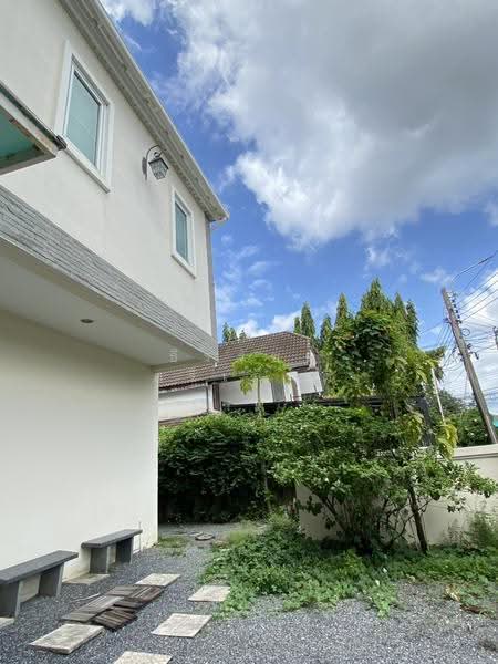 Two-story detached house for sale in Soi Nawamin 81. Large usable area of 500 sq.m, Bangkok, Nawamin, Bueng Kum, Bangkok, 4 Bedrooms, 500 sqm, Single Detached House For Sale, by ธีรรัชต์ ศรีเล็กดี, 500510056 - DDproperty.com
