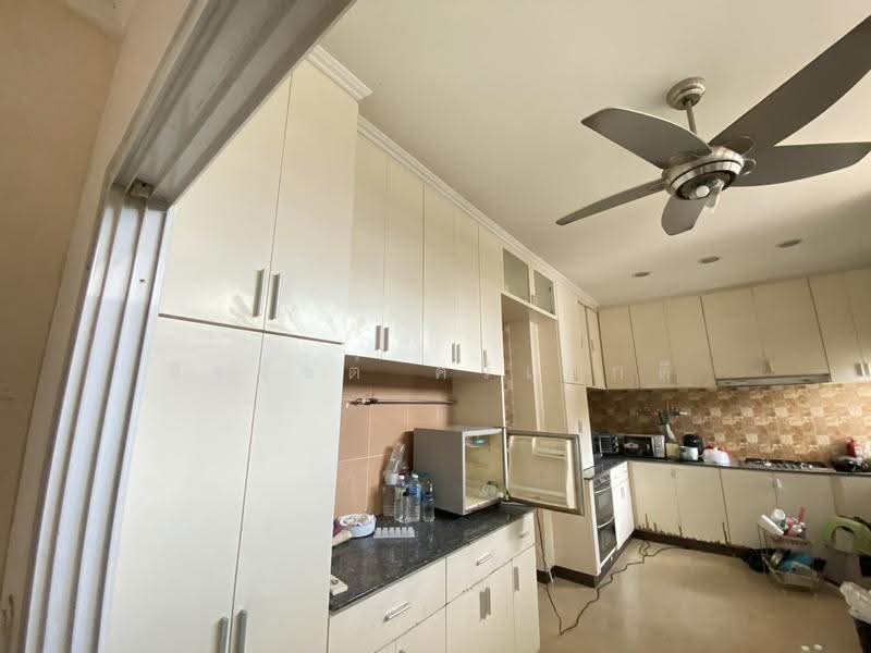 Two-story detached house for sale in Soi Nawamin 81. Large usable area of 500 sq.m, Bangkok, Nawamin, Bueng Kum, Bangkok, 4 Bedrooms, 500 sqm, Single Detached House For Sale, by ธีรรัชต์ ศรีเล็กดี, 500510056 - DDproperty.com
