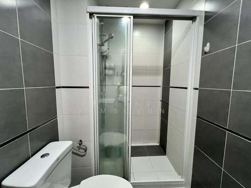 The Base Sukhumvit 77, Bangkok, 289 Sukhumvit 77 Road, Phra Kanong Nua, Watthana, Bangkok, 1 Bedroom, 30 sqm, Condo For Rent, by Thitirut Jamsuvun, 500510063 - DDproperty.com