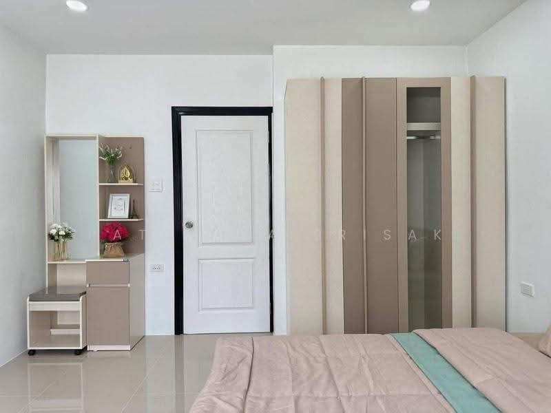 2-BR Townhouse, Chon Buri (Pattaya), Nong Pru, Bang Lamung (Pattaya), Chon Buri (Pattaya), 2 Bedrooms, 72 sqm, Townhouse For Sale, by Patchara Srisak, 500510064 - DDproperty.com