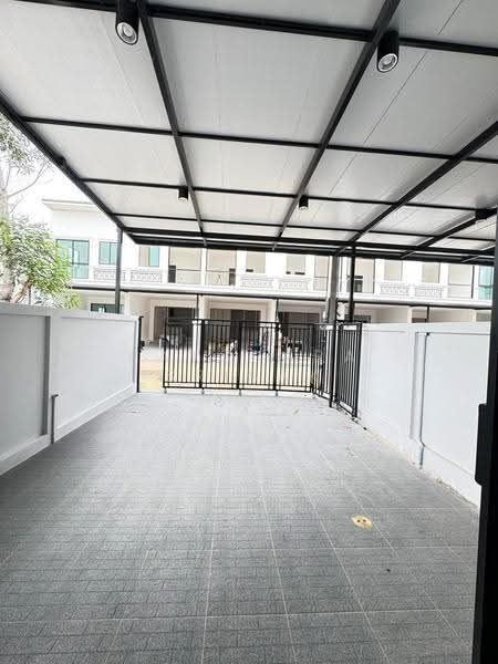2-BR Townhouse, Chon Buri (Pattaya), Nong Pru, Bang Lamung (Pattaya), Chon Buri (Pattaya), 2 Bedrooms, 72 sqm, Townhouse For Sale, by Patchara Srisak, 500510064 - DDproperty.com