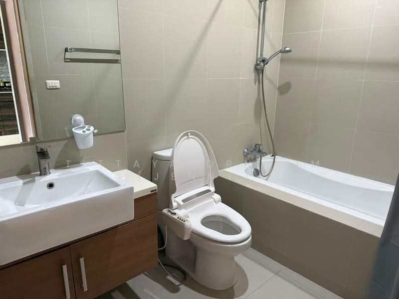 Noble Refine, Bangkok, Soi Sukhumvit 26, Sukhumvit Road, Khong Tan, Khlong Toei, Bangkok, 1 Bedroom, 52 sqm, Condo For Rent, by Tittayaporn Kim (Jenny), 500510123 - DDproperty.com