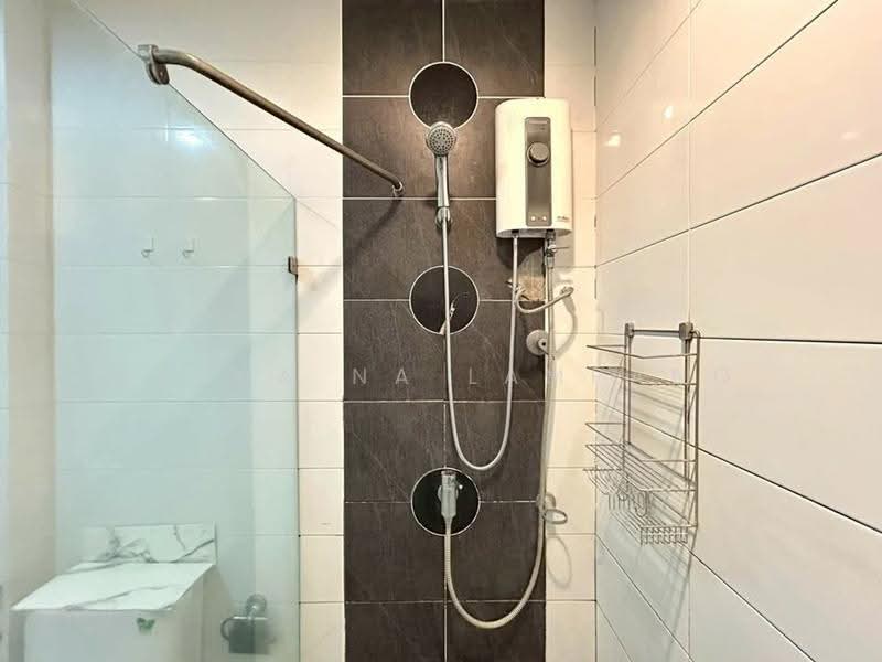 The Complete Narathiwat, Bangkok, 9 Naradhiwas Rajanagarindra Rd, Chong Nonsi, Yan Nawa, Bangkok, 2 Bedrooms, 56 sqm, Condo For Sale, by Nicha Na Lampang, 500510148 - DDproperty.com