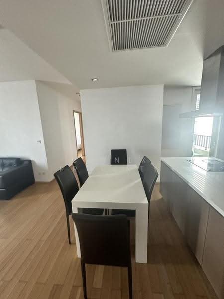 Siri At Sukhumvit, Bangkok, 902 Sukhumvit Road, Phra Kanong, Khlong Toei, Bangkok, 3 Bedrooms, 100 sqm, Condo For Rent, by Connex Property, 500510213 - DDproperty.com