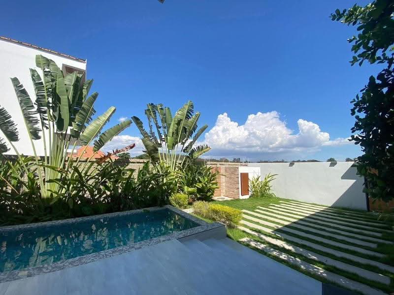 5-BR Villa, Chon Buri (Pattaya), Poong, Bang Lamung (Pattaya), Chon Buri (Pattaya), 5 Bedrooms, 300 sqm, Villa For Sale, by Siwanon Gosachan, 500510242 - DDproperty.com